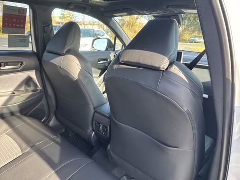New 2025 Toyota Corolla Cross AWD Hybrid w/ Convenience Package image 31