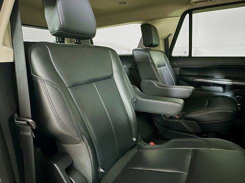 Used 2022 Ford Expedition Max XLT AWD/4WD image 29