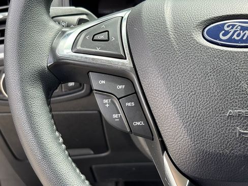 Certified 2024 Ford Edge SEL w/ Convenience Package AWD/4WD image 34