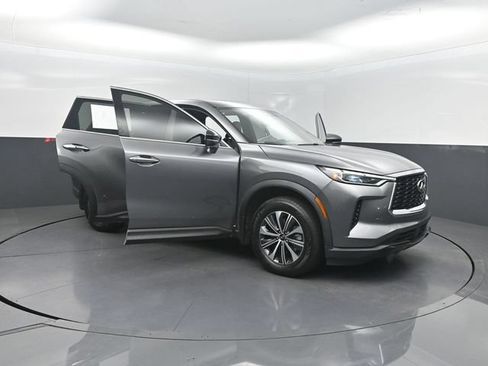 Used 2023 INFINITI QX60 Pure AWD/4WD image 33