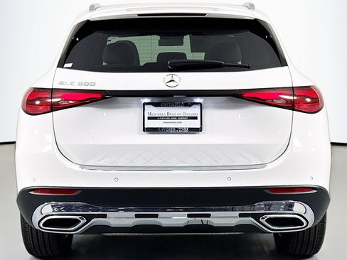 New 2026 Mercedes-Benz GLC 300 image 3