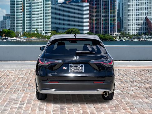 Certified 2024 Honda HR-V Sport image 6