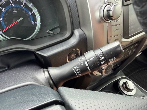 Used 2015 Toyota 4Runner Limited w/ Convenience Package AWD/4WD image 21