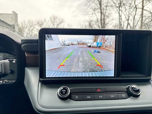 Used 2024 Ford Maverick Lariat w/ 4K Tow Package image 28