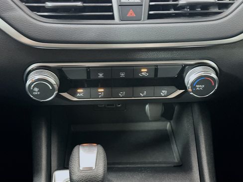 Used 2019 Nissan Altima 2.5 S FWD image 23