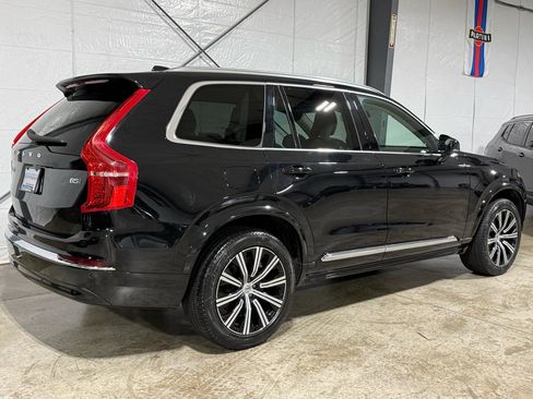 Used 2024 Volvo XC90 B5 Core AWD/4WD image 8