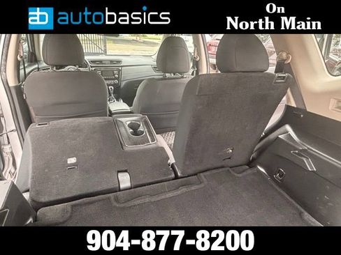 Used 2017 Nissan Rogue S AWD/4WD image 25