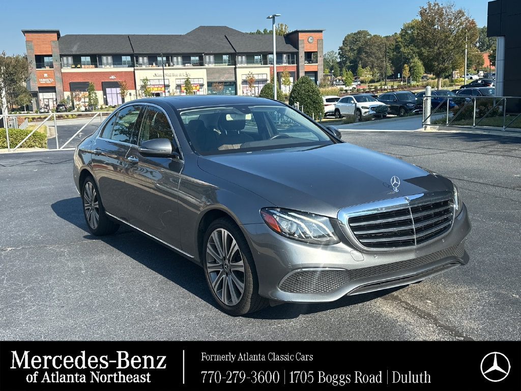 Used 2018 Mercedes-Benz E 400 4MATIC Sedan image 1
