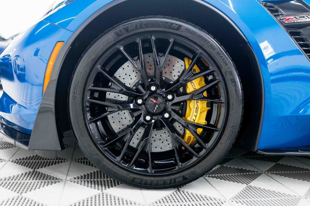 Used 2016 Chevrolet Corvette Z06 w/ 3LZ Preferred Equipment Group RWD image 33