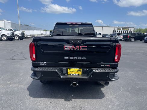 Used 2021 GMC Sierra 2500 AT4 w/ AT4 Preferred Package AWD/4WD image 7