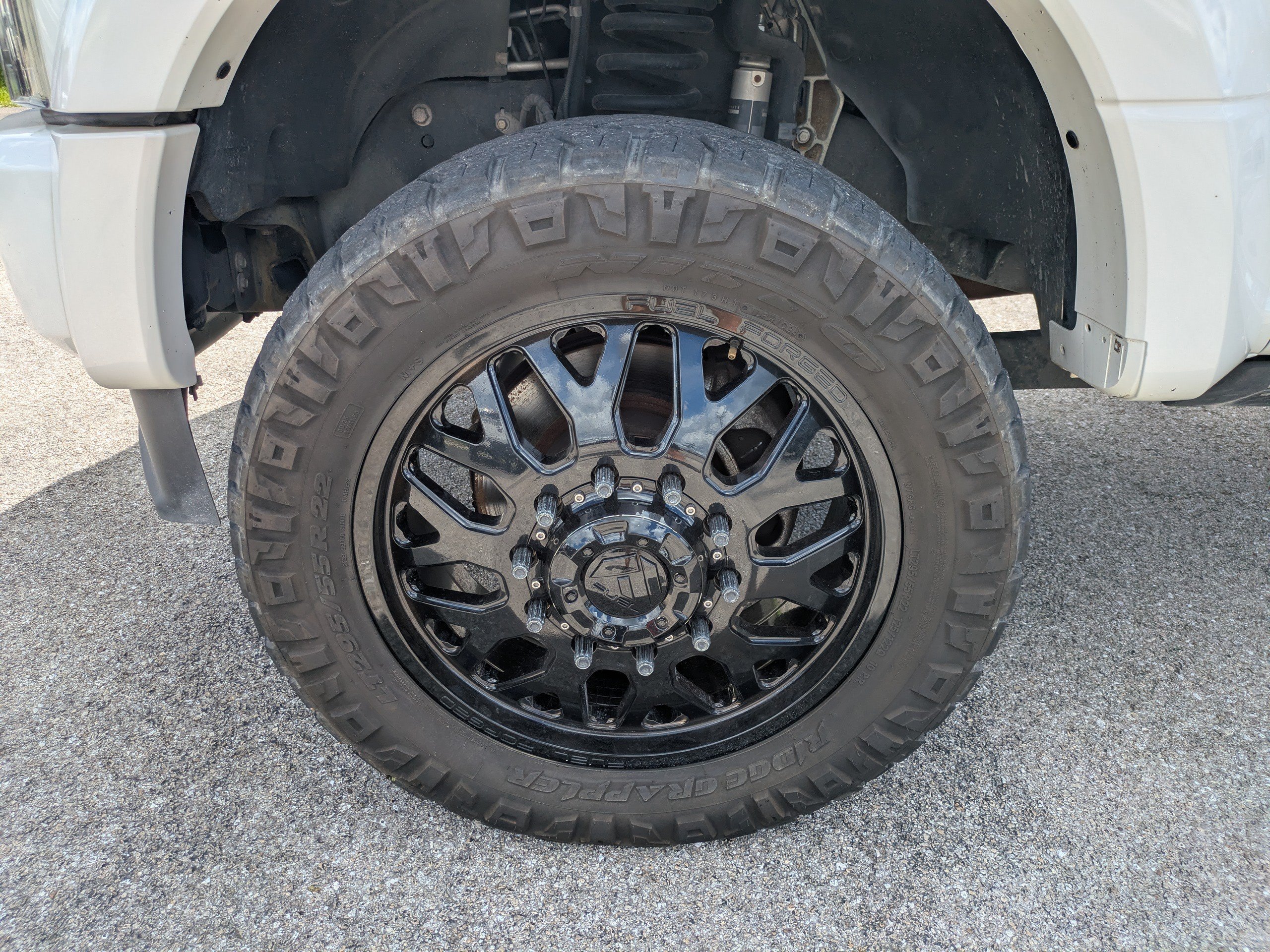 Used 2022 Ford F450 Platinum w/ FX4 Off-Road Package AWD/4WD image 11