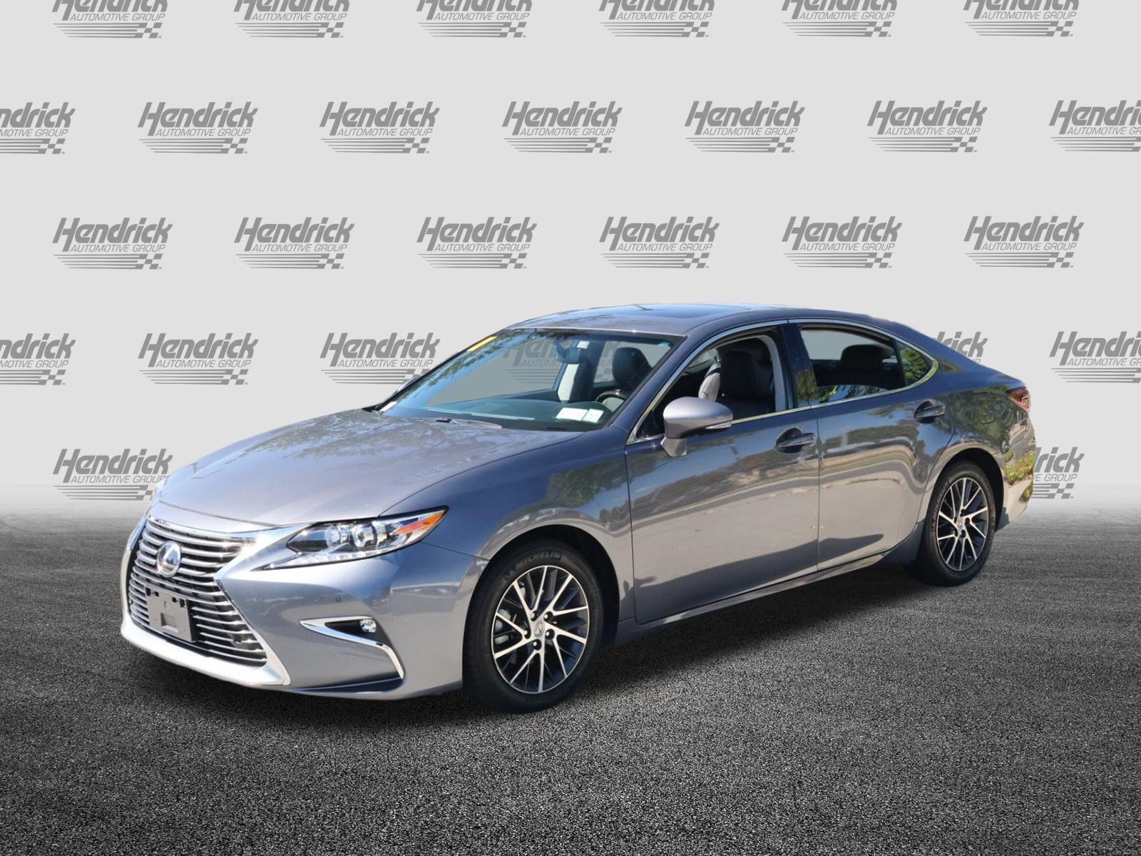 Used 2016 Lexus ES 350 w/ Premium Package w/Wood Trim FWD image 5