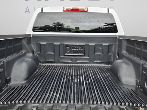 Used 2021 Chevrolet Colorado LT AWD/4WD image 24