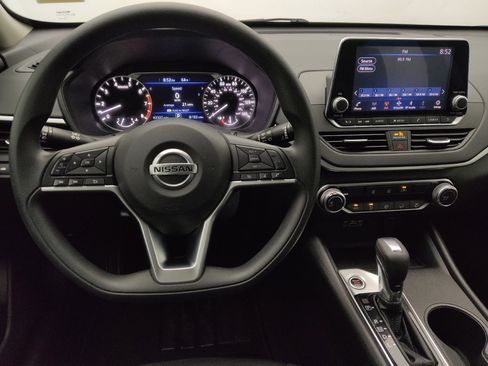 Used 2020 Nissan Altima 2.5 S AWD/4WD image 22