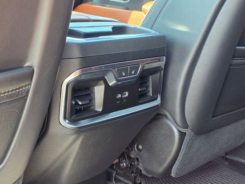 Used 2023 GMC Sierra 1500 Denali Ultimate AWD/4WD image 33