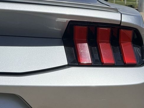 Used 2025 Ford Mustang Premium RWD image 11