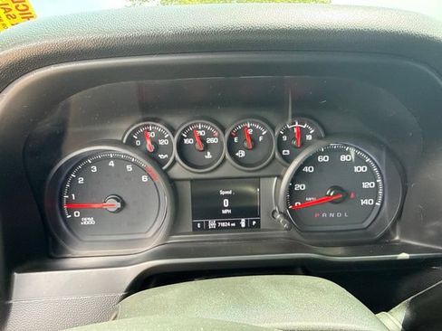 Used 2021 Chevrolet Silverado 2500 Custom w/ Custom Value Package AWD/4WD image 16