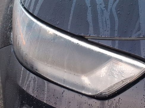 Used 2022 Toyota Highlander LE image 9