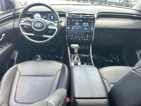 Certified 2023 Hyundai Tucson SEL w/ Convenience Package FWD image 17