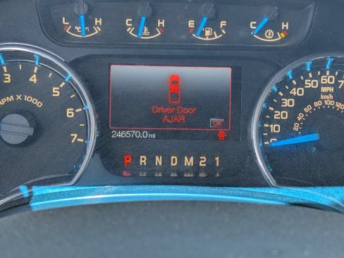 Used 2014 Ford F150 XLT w/ Equipment Group 302A Luxury AWD/4WD image 21