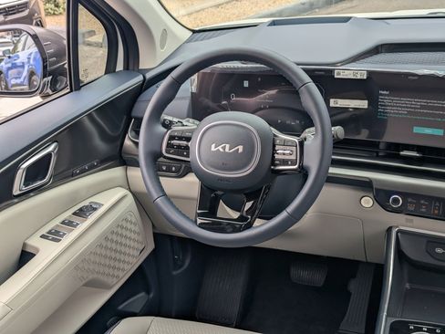 New 2026 Kia Carnival SX Prestige FWD image 13