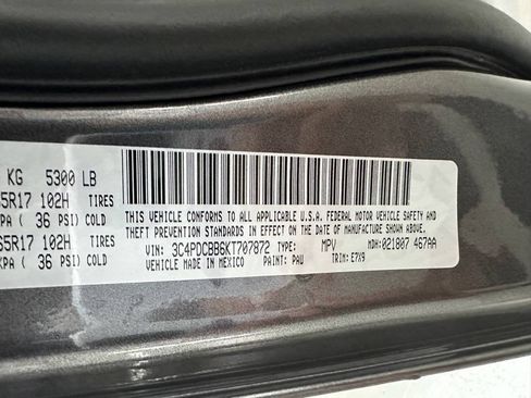Used 2019 Dodge Journey SE w/ Premium Group FWD image 32