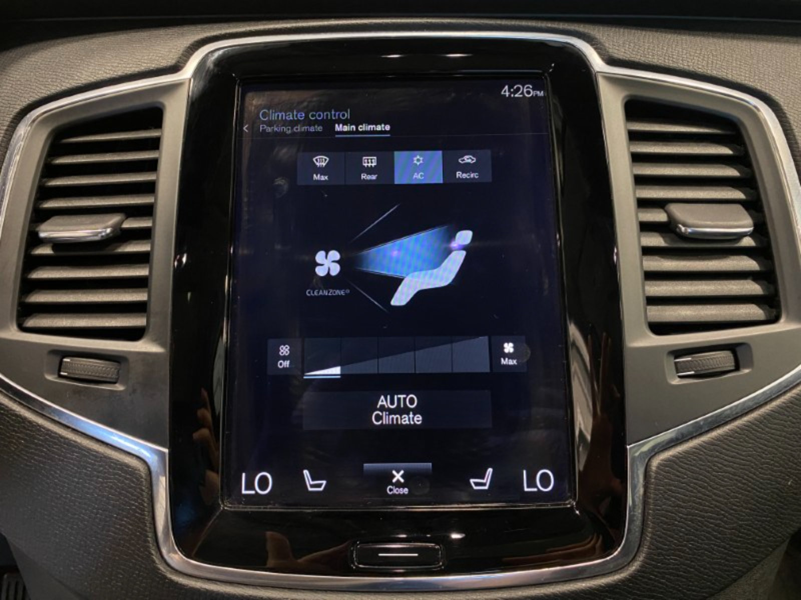 Used 2018 Volvo XC90 T5 Momentum w/ Protection Package Plus AWD/4WD image 39