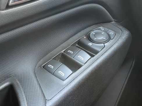 Used 2023 Chevrolet Equinox RS FWD image 26