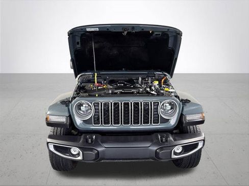 Certified 2025 Jeep Wrangler Unlimited Sahara w/ Safety Group AWD/4WD image 22