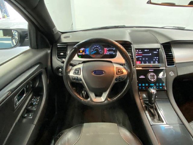 Used 2018 Ford Taurus SHO AWD/4WD image 35