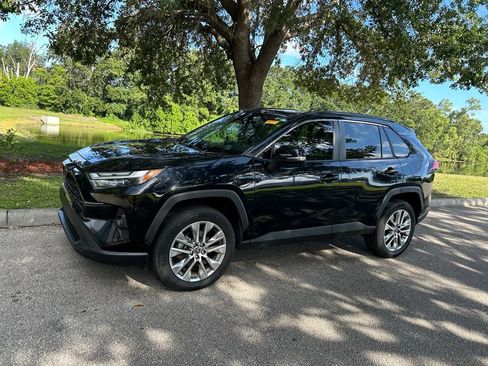 Certified 2022 Toyota RAV4 XLE Premium FWD image 2