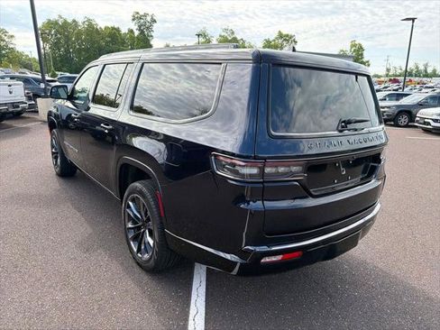 Certified 2025 Jeep Grand Wagoneer L Series III w/ Rear Seat Video Group 1 AWD/4WD image 4