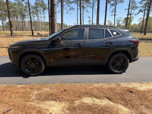 New 2026 Chevrolet Trax ACTIV w/ Driver Confidence Package image 2