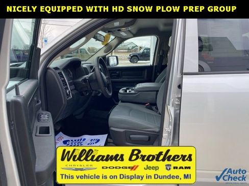 Used 2016 RAM 2500 Tradesman w/ Chrome Appearance Group image 12