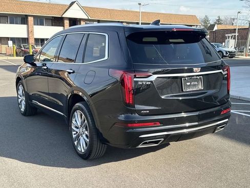 Certified 2023 Cadillac XT6 Premium Luxury AWD/4WD image 39