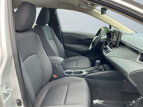 Used 2024 Toyota Corolla LE FWD image 16