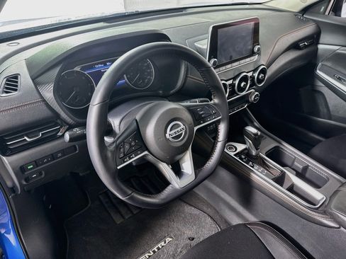 Used 2020 Nissan Sentra SR FWD image 11