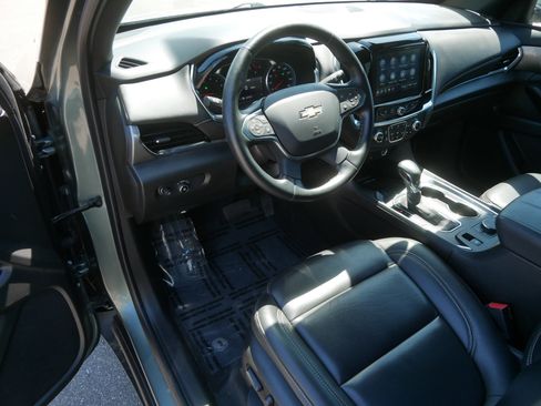 Used 2023 Chevrolet Traverse LT AWD/4WD image 19