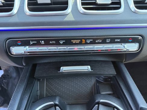 Used 2020 Mercedes-Benz GLS 450 4MATIC image 12