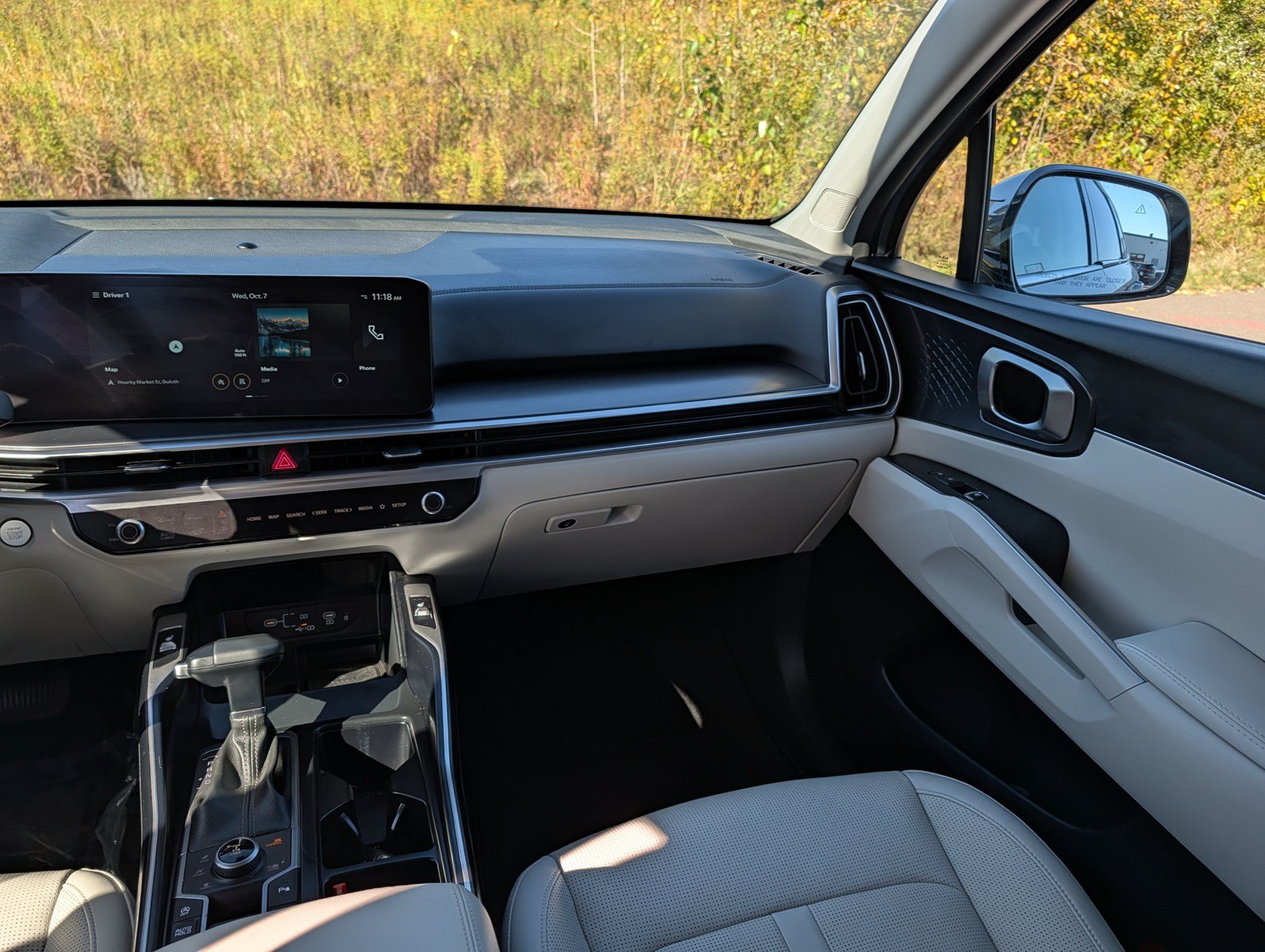Used 2024 Kia Sorento S w/ Panoramic Sunroof Package AWD/4WD image 11