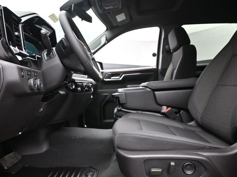New 2025 Chevrolet Silverado 1500 LT image 15