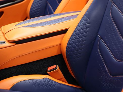 Used 2022 Aston Martin DBS Superleggera Volante RWD image 23