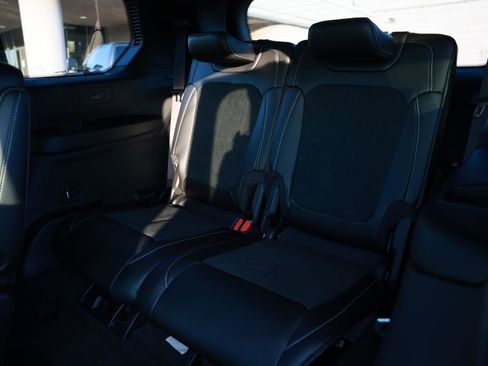 New 2025 Jeep Grand Cherokee L Altitude image 30