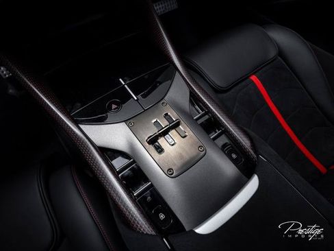 Used 2025 Ferrari Purosangue AWD/4WD image 42