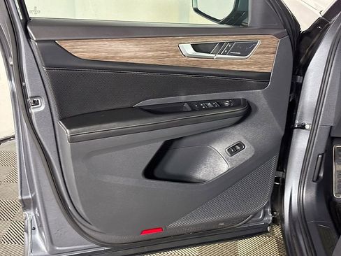 Certified 2024 Volkswagen Atlas SEL Premium R-Line AWD/4WD image 10