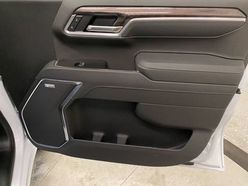 New 2026 Chevrolet Silverado 1500 LTZ w/ Technology Package AWD/4WD image 25