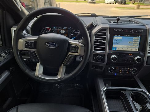 Used 2017 Ford F250 Platinum w/ Platinum Ultimate Package AWD/4WD image 16