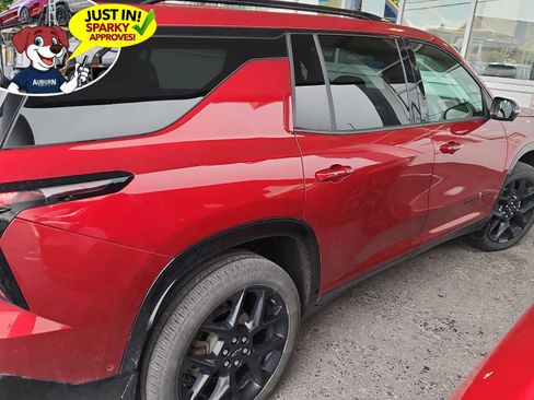 Used 2024 Chevrolet Traverse RS w/ LPO, Floor Liner Package AWD/4WD image 5