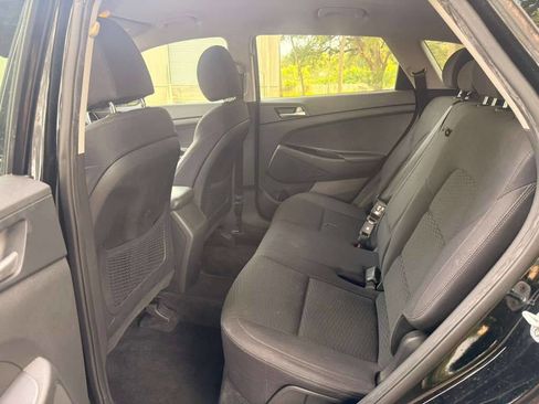 Used 2019 Hyundai Tucson Value FWD image 11