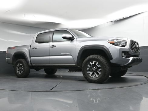 Certified 2021 Toyota Tacoma TRD Off-Road image 27